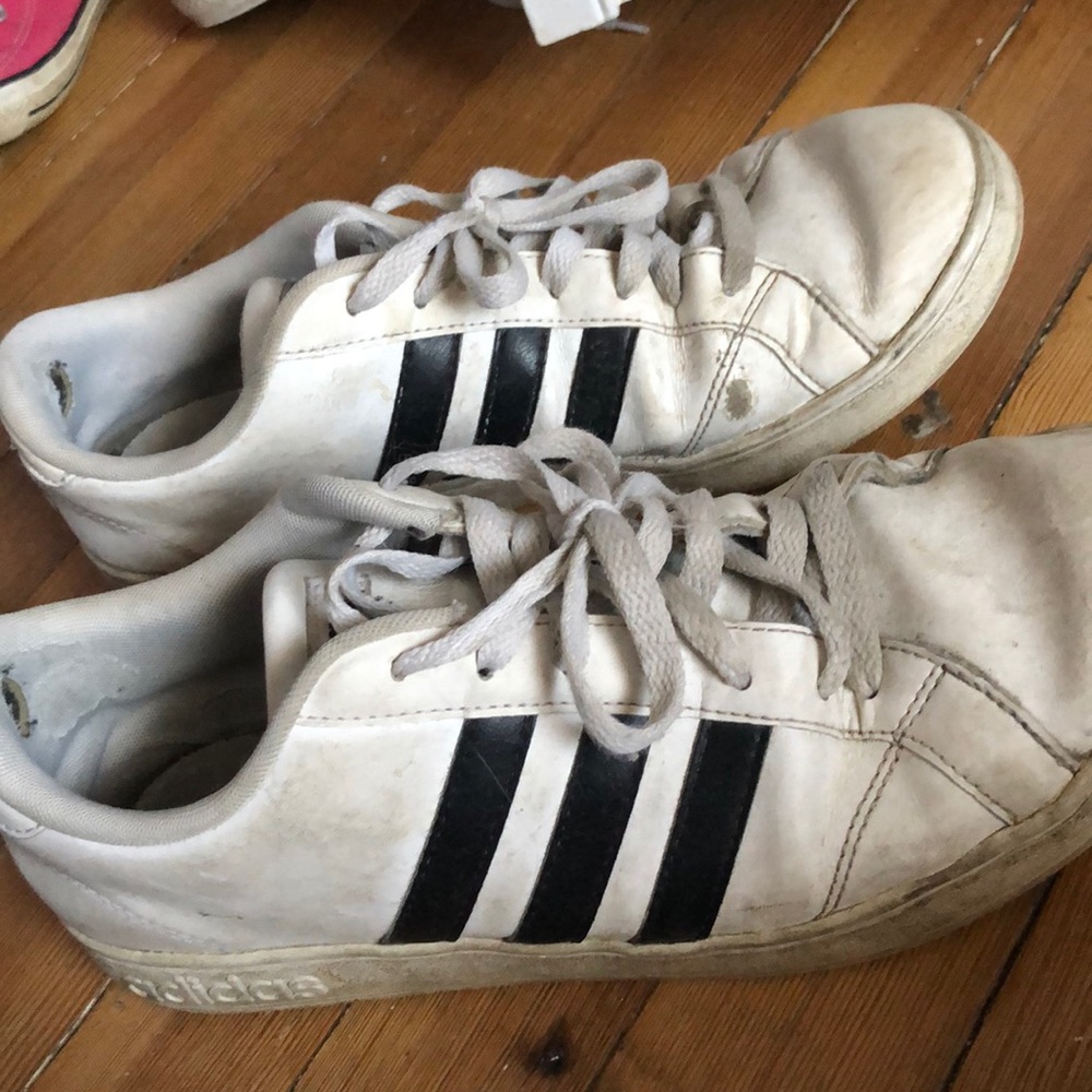 Vintage adidas sneakers